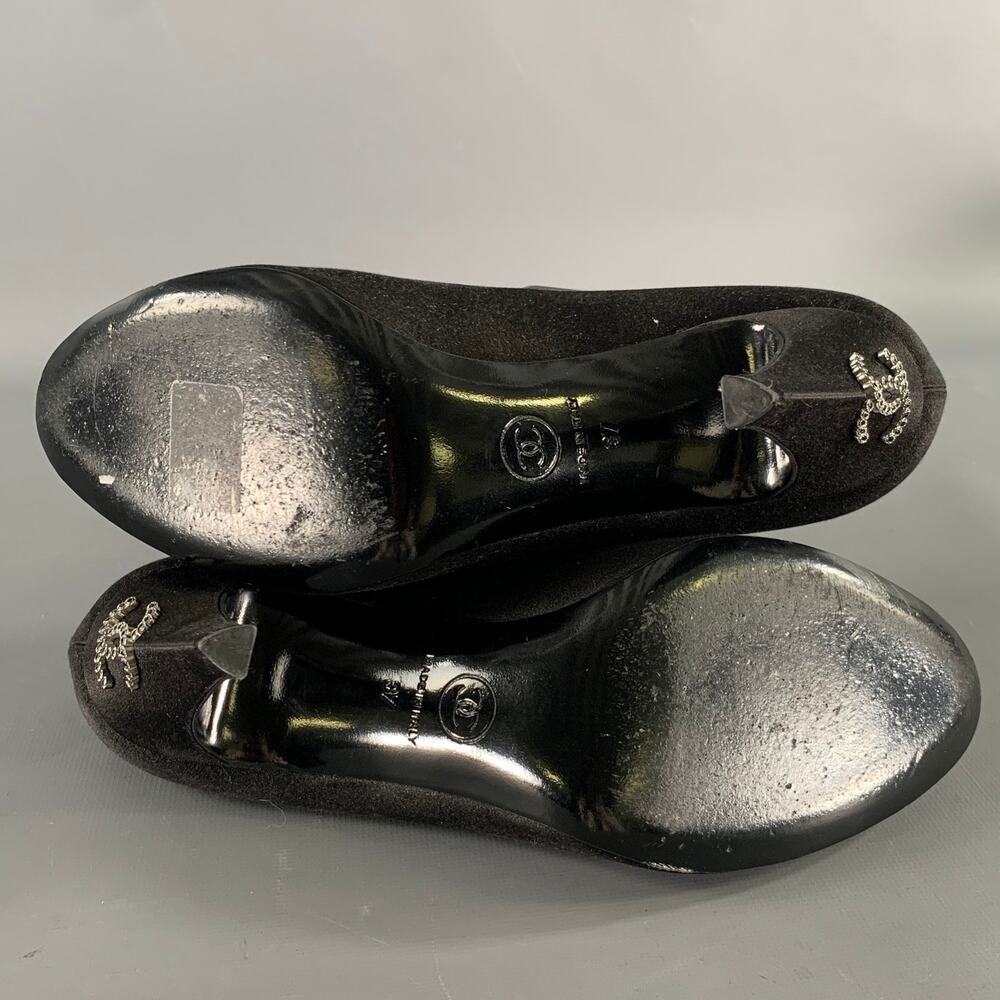 CHANEL Size 7.5 Black Satin Round Toe Pumps - Picture 6 of 8